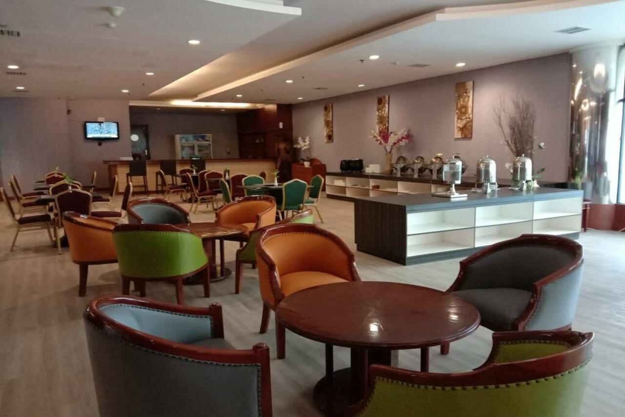 Sanno Hotel Giacarta Esterno foto