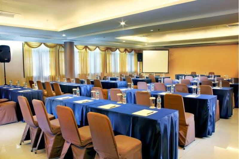 Sanno Hotel Giacarta Esterno foto